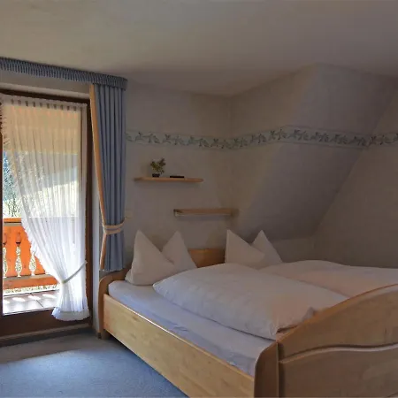 Lovely In Oberkirchen Near Golfing And Horse Riding Apartmán *
